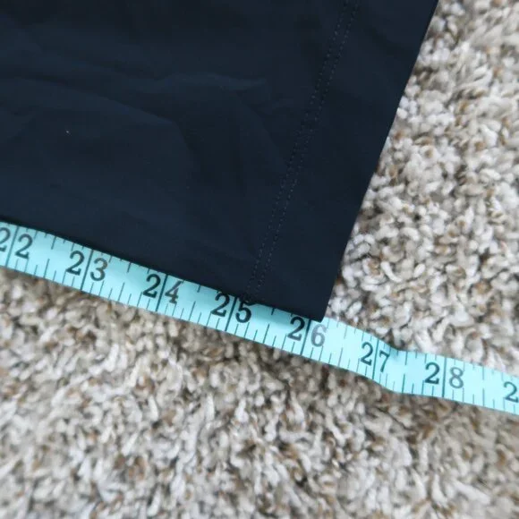 Vuori Women's Pants Miles Ankle Pant Medium Regular Navy Blue EEUC - Picture 9 of 9